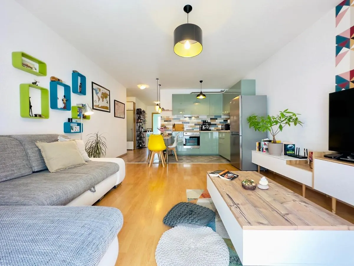Corvin City Apartment - Free Parking- Budapest