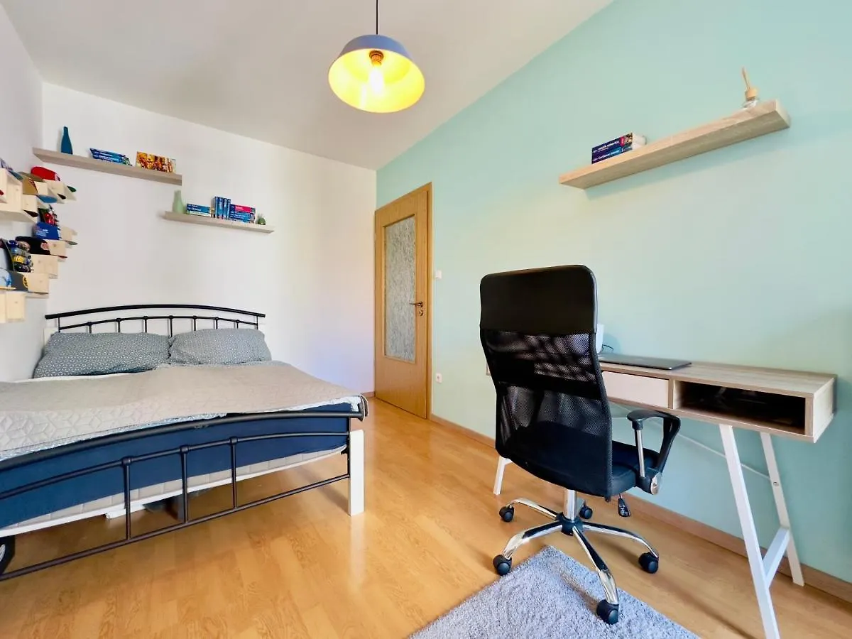 Corvin City Apartment - Free Parking- Budapest Hungary