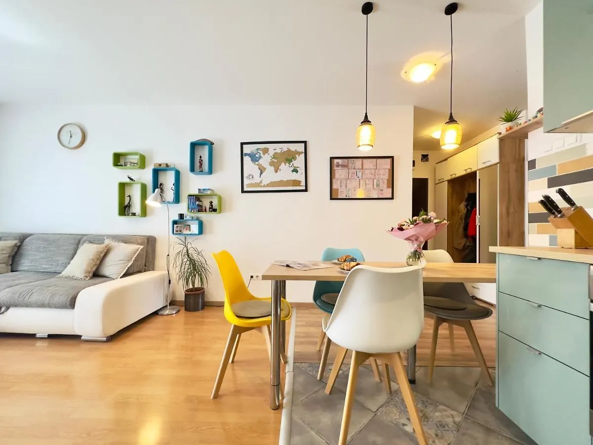 Corvin City Apartment - Free Parking- Budapest